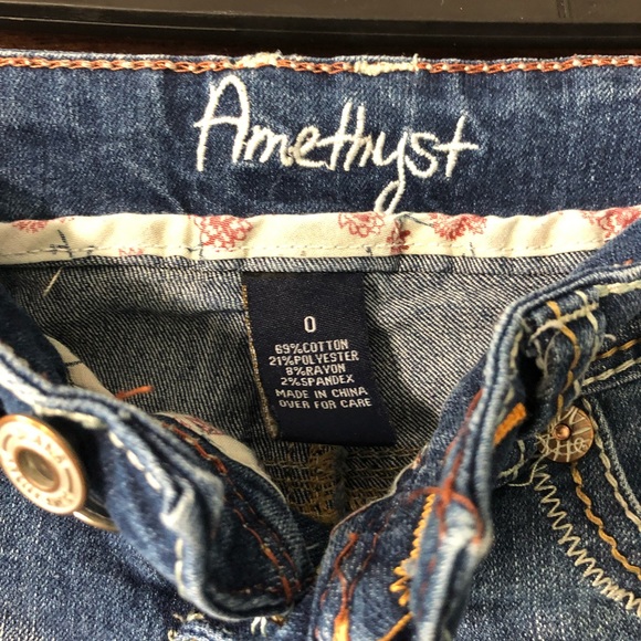 ⚜️AMETHYST MIDI JEAN SHORTS⚜️ - Picture 4 of 4